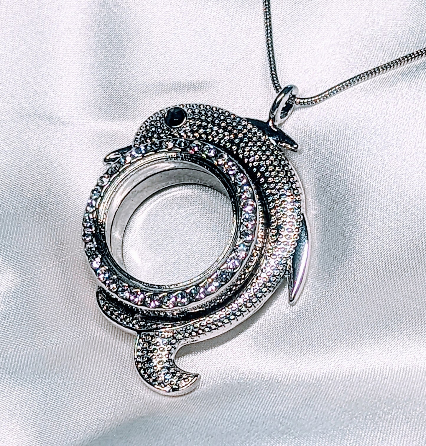 Dolphin_Floating_Locket_pearlenvy