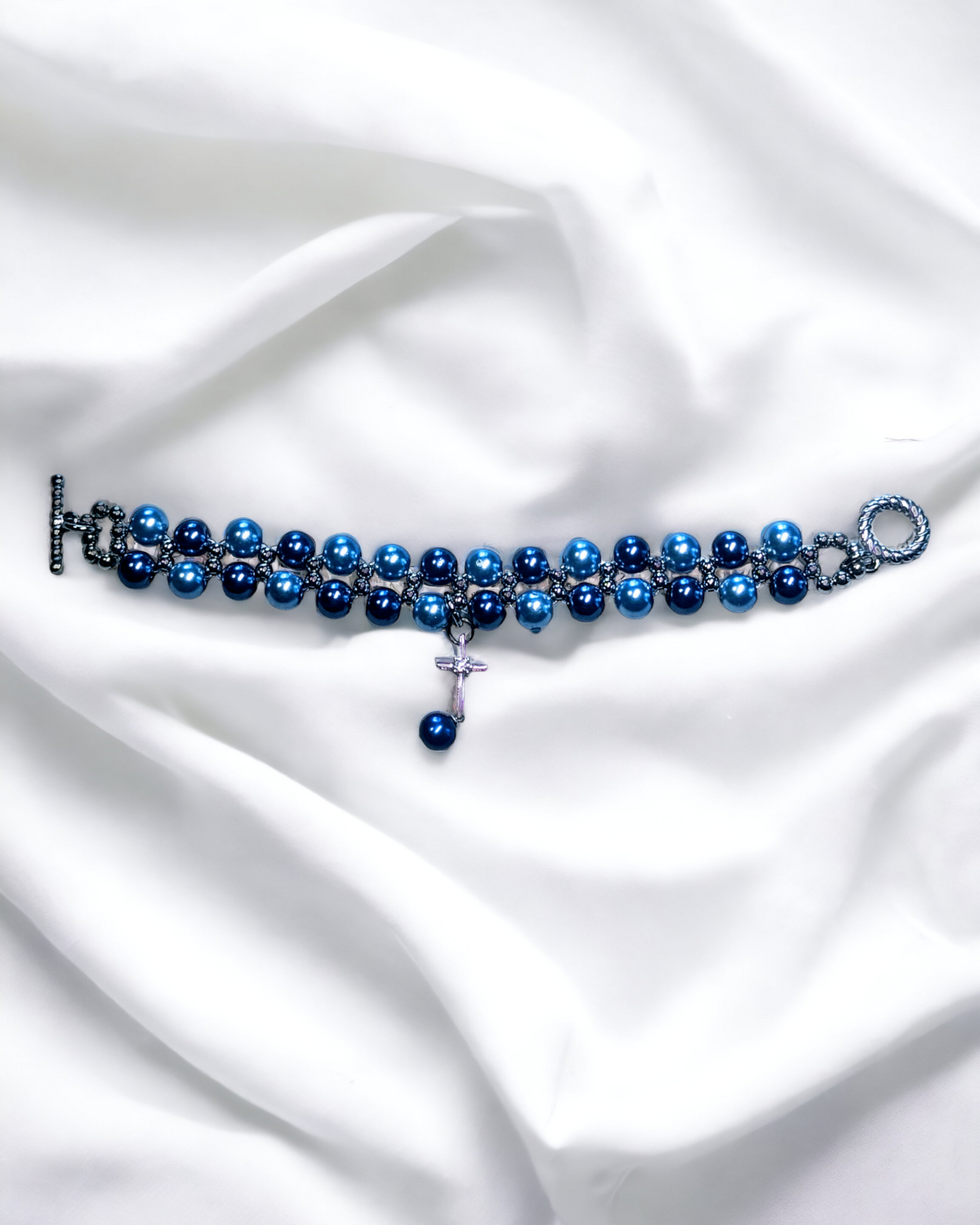 Faith_Glass_Beaded_Pearl_Bracelet_pearlenvy