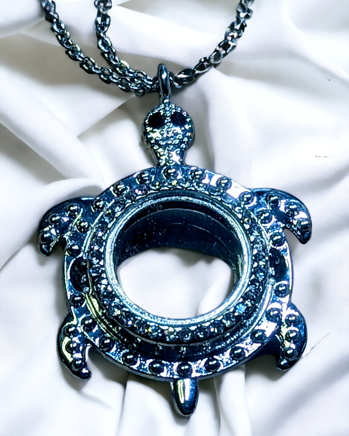 Turtle_Locket_pearlenvy