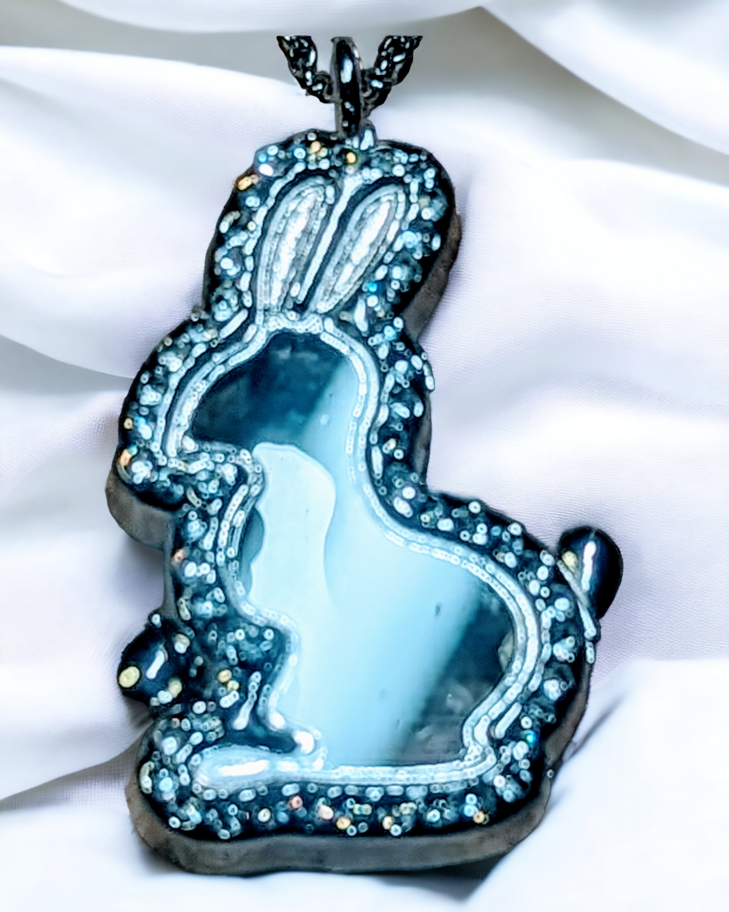 Bunny_Locket_pearlenvy
