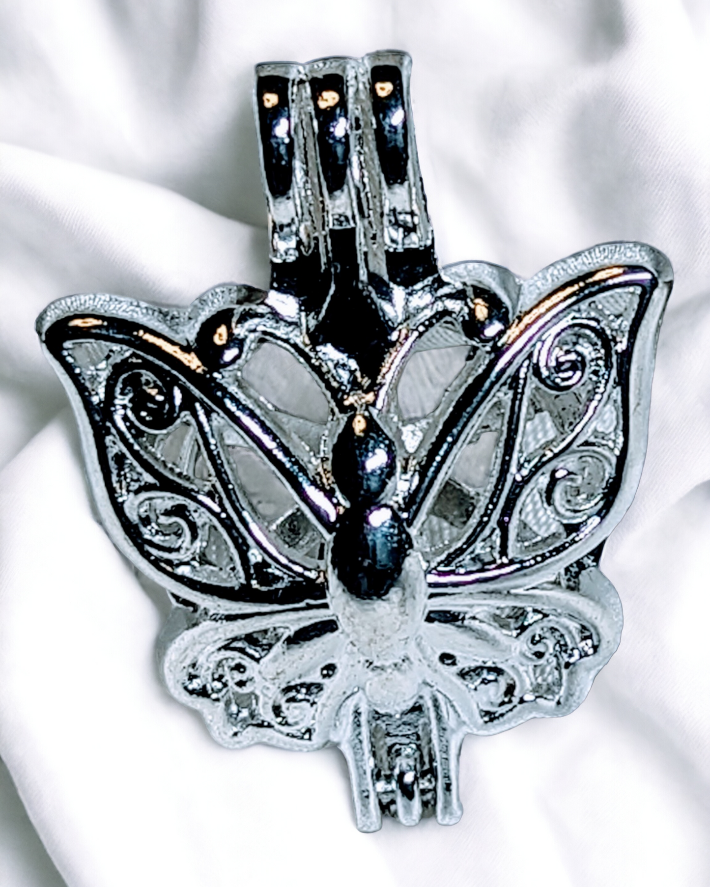 Butterfly_Cage_pearlenvy