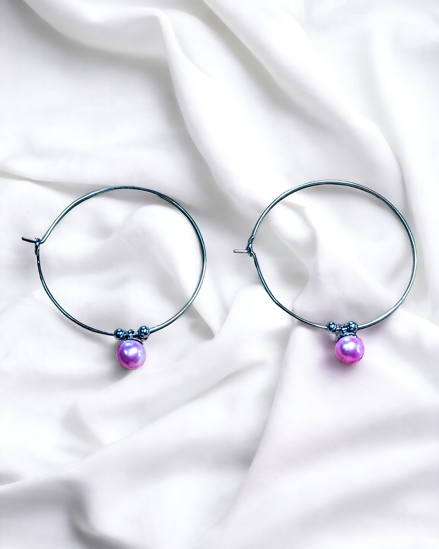 Hoop_Wire_Pearl_Earrings_PearlEnvy