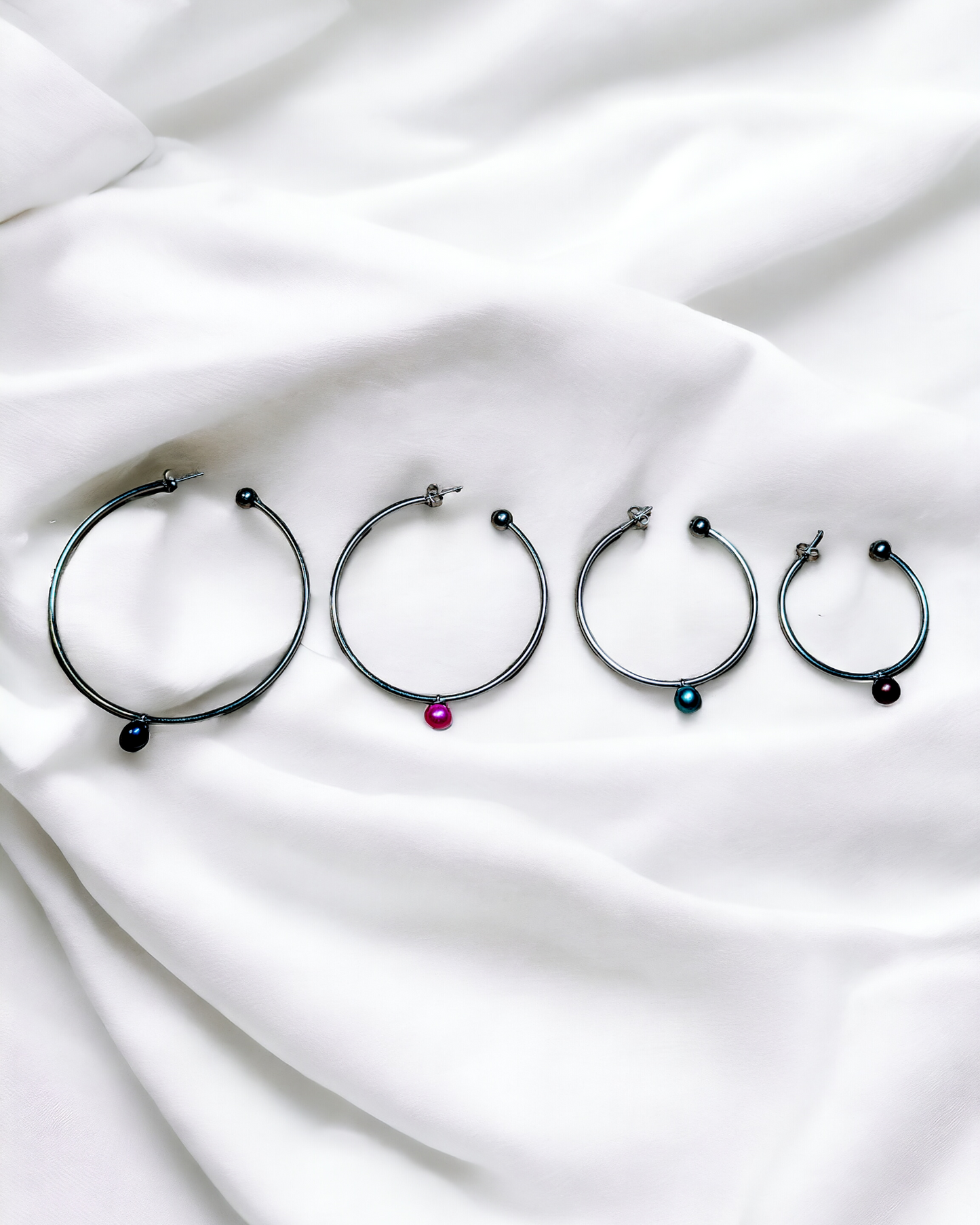 Pearl_Hoop_Earrings_PearlEnvy