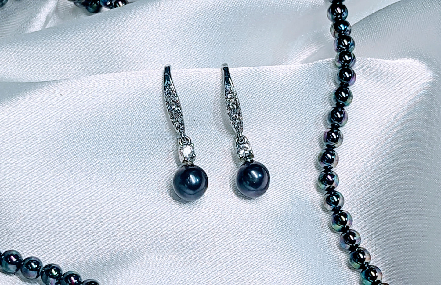 Dazzling_Envy_Earrings_pearlenvy