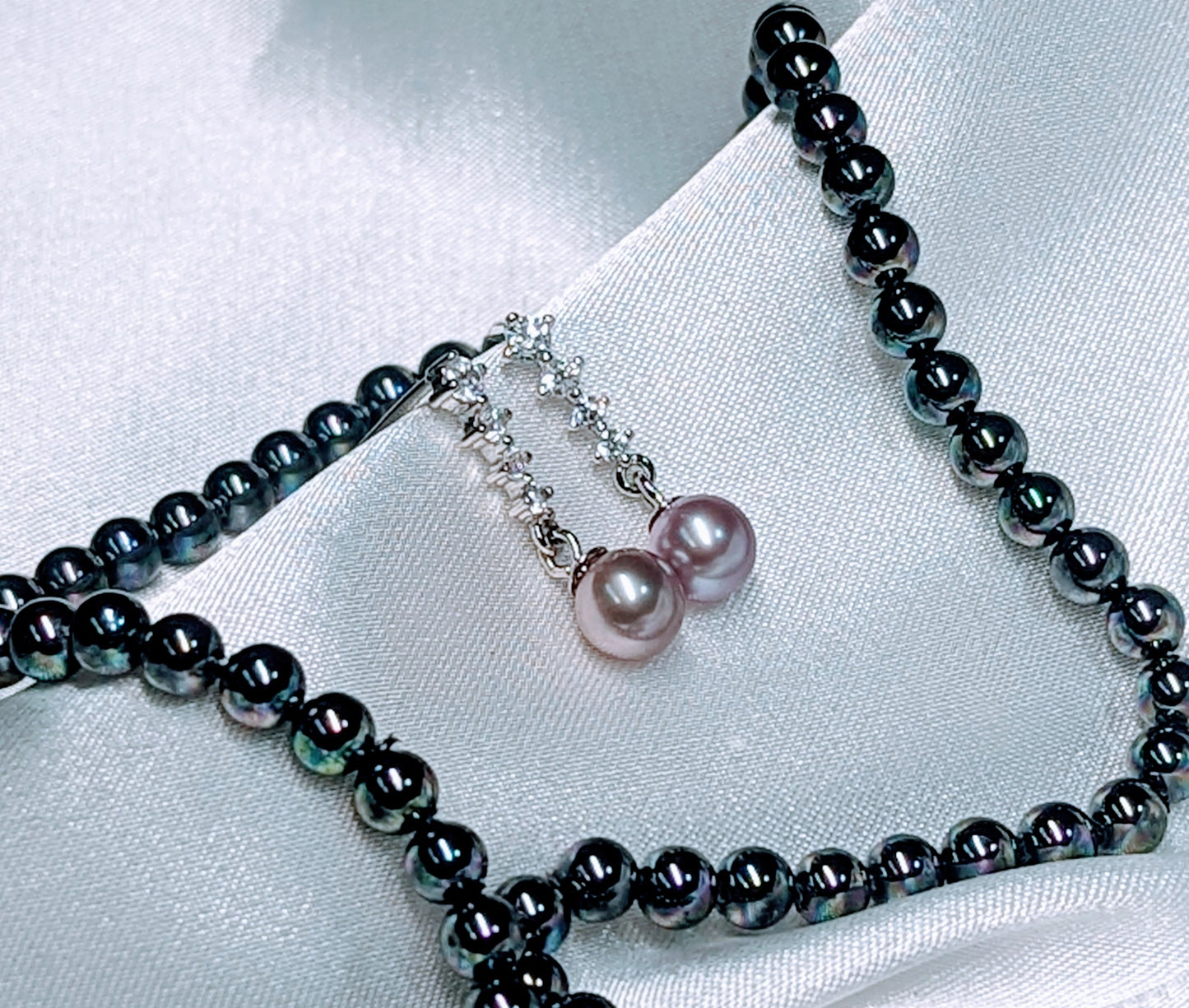 Captivate_Envy_Earrings_pearlenvy