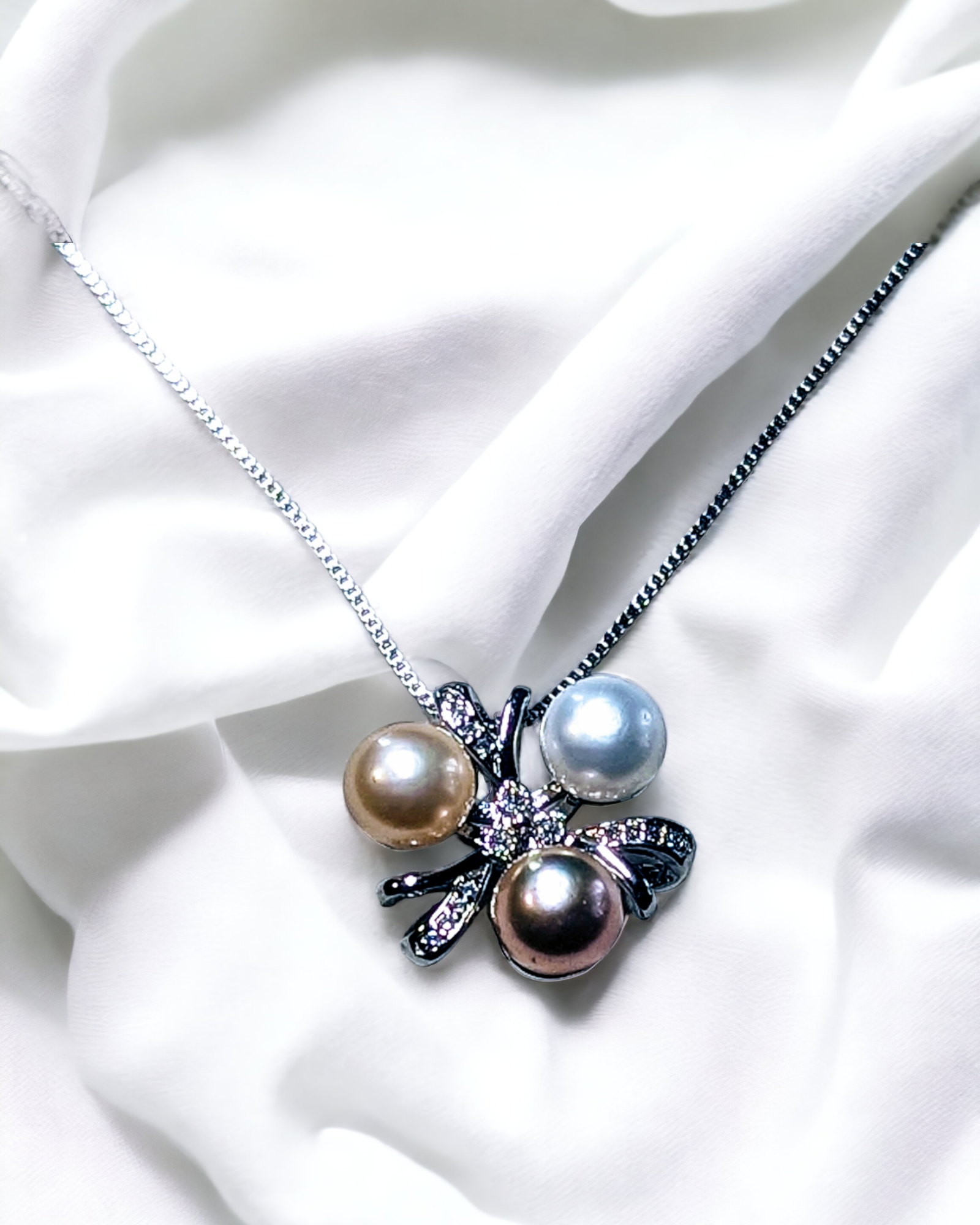 Wrapped_In_Pearls_Necklace_(Natural_ Combo_Colors)_pearlenvy